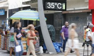 Ministro alerta para mudanças climáticas como crise de saúde pública