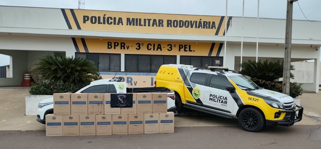 Contrabando: BPRv apreende 15 caixas de cigarros na PR-468