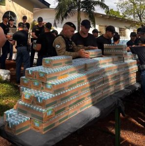 Campanha arrecada 10 mil caixas de água de coco