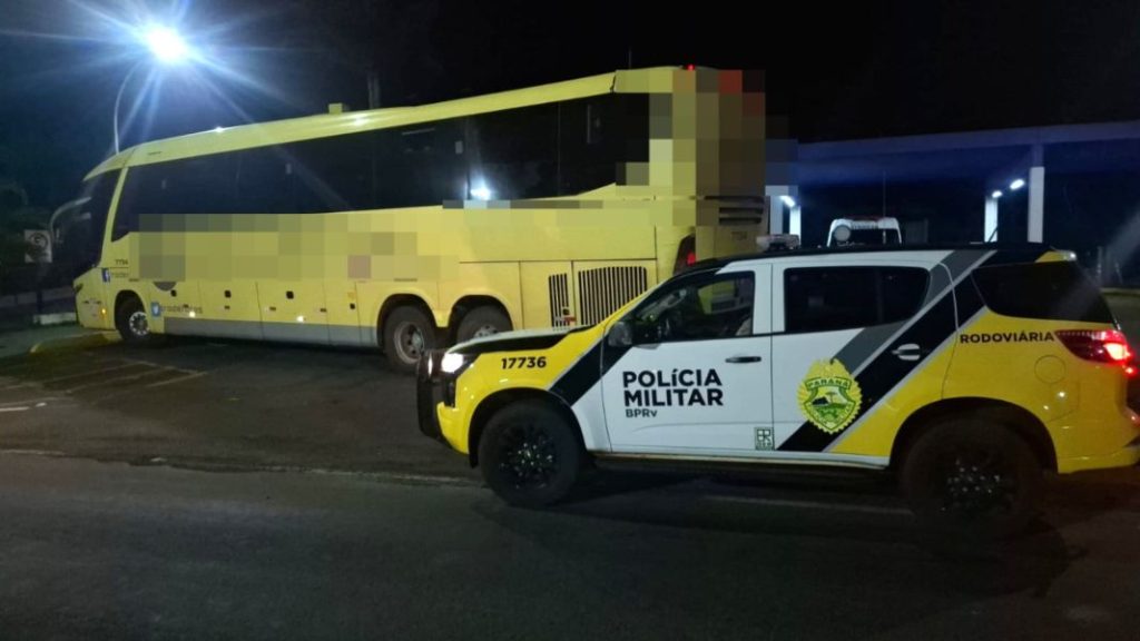 Piratas do asfalto roubam passageiros de ônibus interestadual