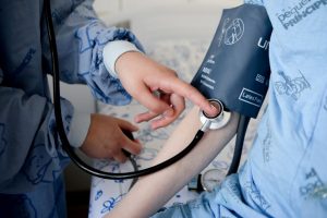 Hipertensão infantil atinge 28,3% de crianças e adolescentes no Brasil